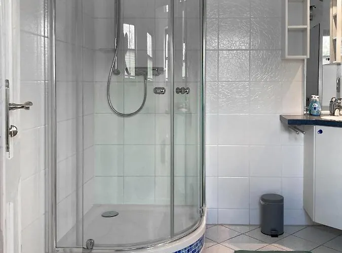 In - Nahe Salzhaff & Ostsee - Mit Gartenterrasse דירה